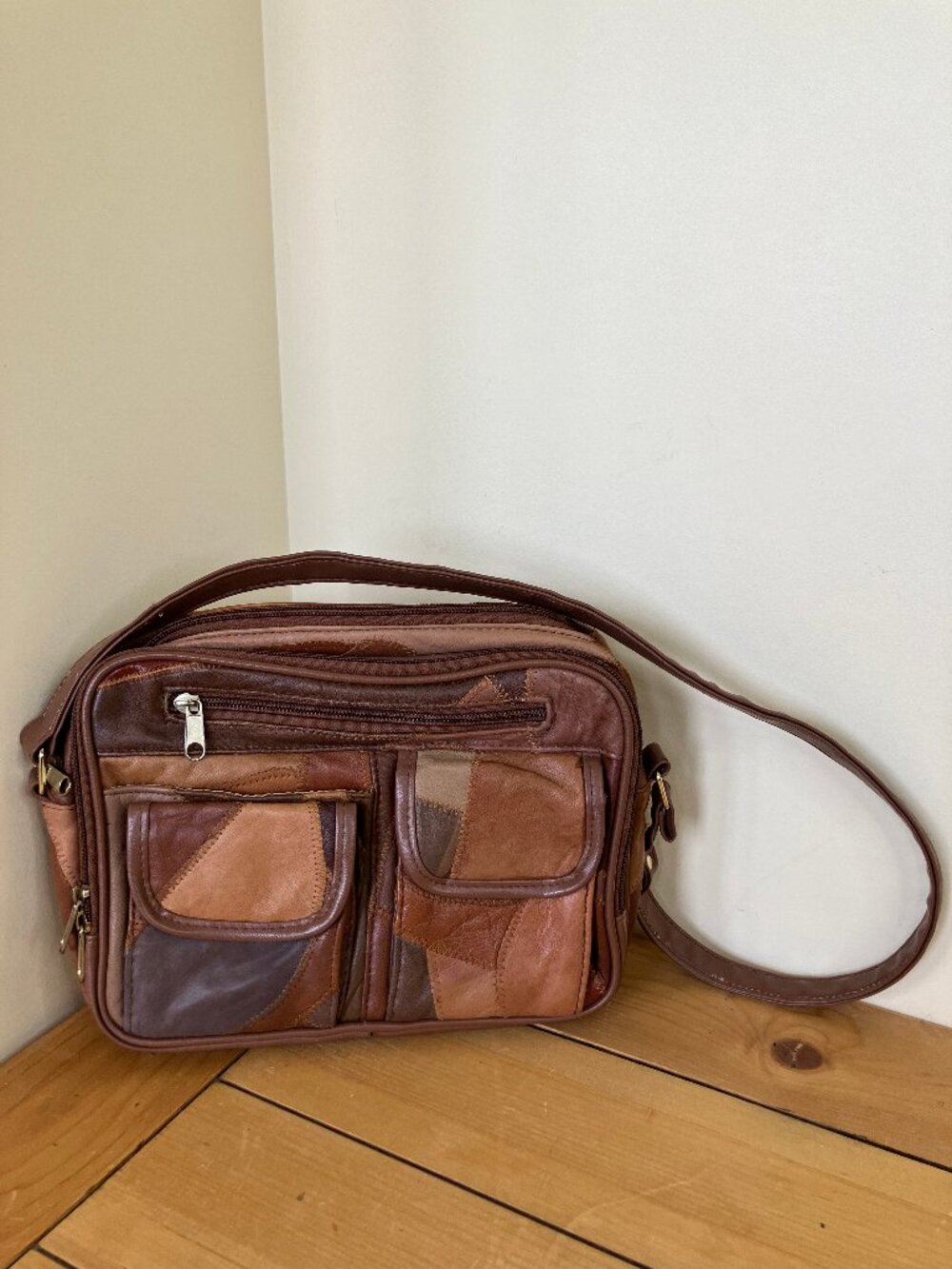 Zeca Patchwork Leather Organizer Purse Brown Multi Pocket Shoulder Bag